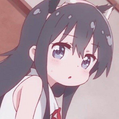 2条蛇在绿化带跳舞